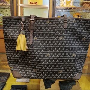 Authentic Faure Le Page daily battle 37 tote bag w/ Pompon tassel keychain charm